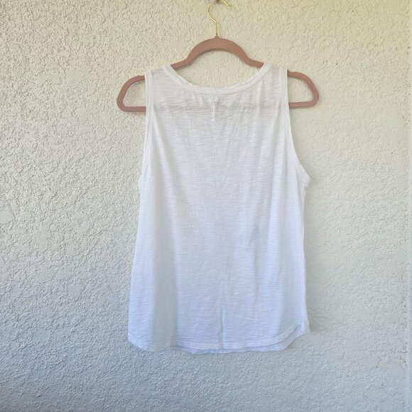 Chico White Tank - Picture 2 of 2